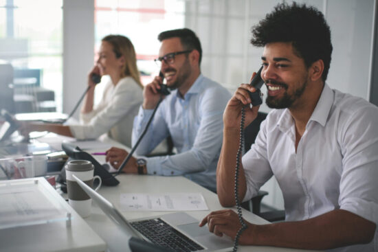Maximizing Efficiency and Success: 7 Benefits of Implementing a Predictive Dialer for Small Businesses